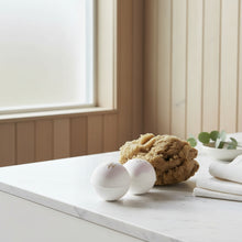Load image into Gallery viewer, Lavender Bliss Bath Bomb
