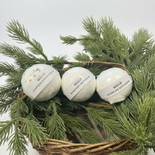 Load image into Gallery viewer, Winter Bath Bomb Set