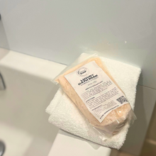 Load image into Gallery viewer, Aromatherapy Bath Salt Soak