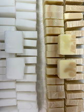 Load image into Gallery viewer, Wholesale Mini Guest Soaps