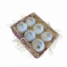 Load image into Gallery viewer, Natural Bath Bomb Gift Box
