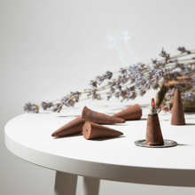 Load image into Gallery viewer, Natural Aromatherapy Inscence Cones
